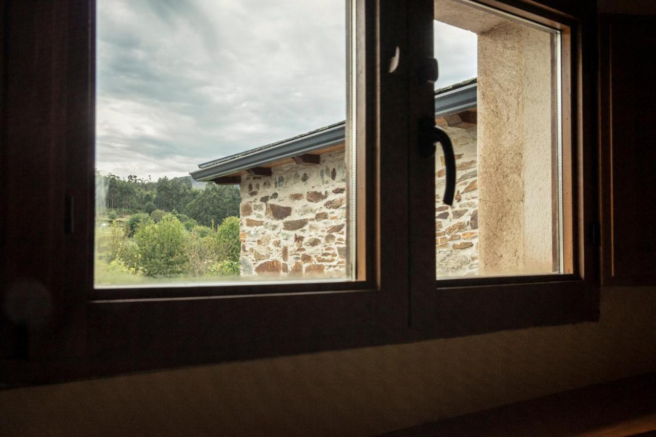 Maison d'hôtes Lugar Del Rio à Couzadoiro Extérieur photo