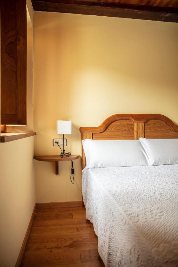 Maison d'hôtes Lugar Del Rio à Couzadoiro Extérieur photo
