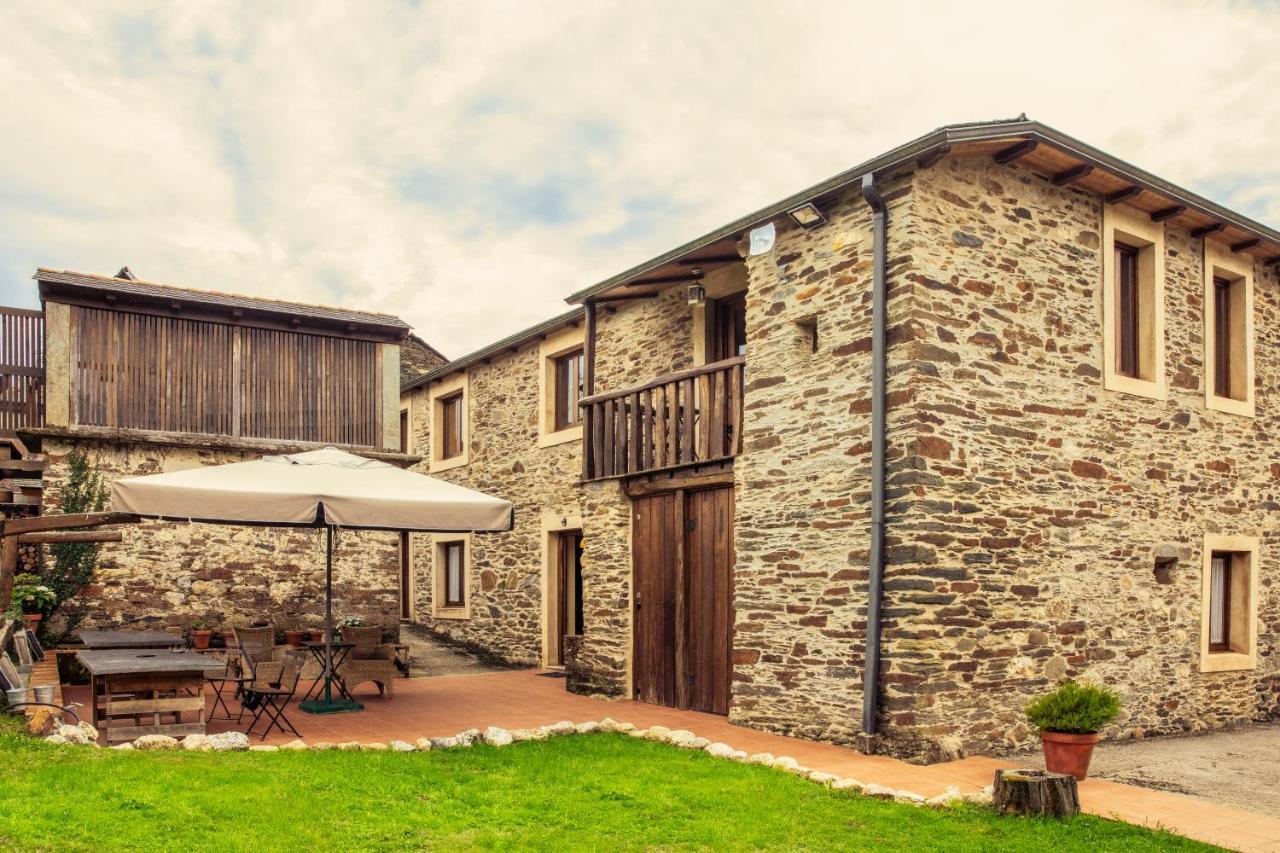 Maison d'hôtes Lugar Del Rio à Couzadoiro Extérieur photo