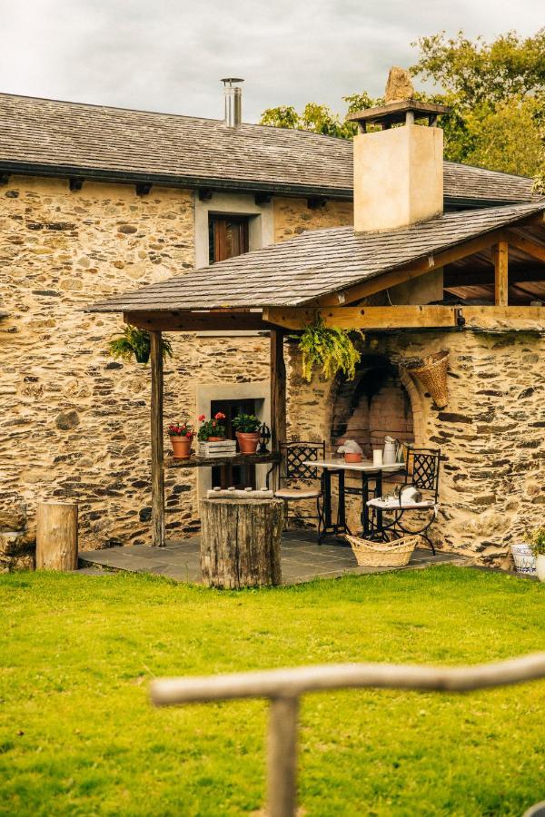 Maison d'hôtes Lugar Del Rio à Couzadoiro Extérieur photo
