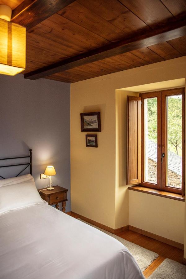 Maison d'hôtes Lugar Del Rio à Couzadoiro Extérieur photo