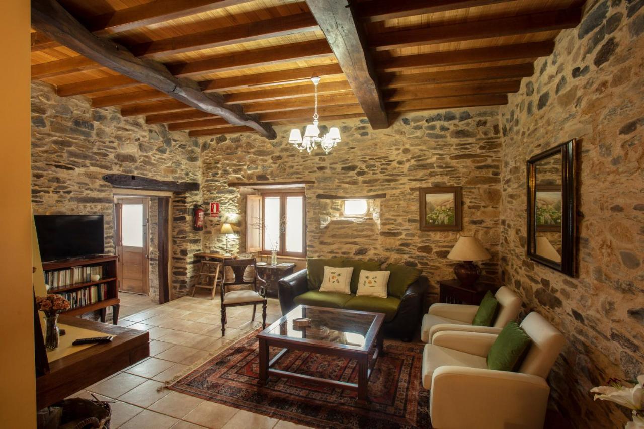 Maison d'hôtes Lugar Del Rio à Couzadoiro Extérieur photo